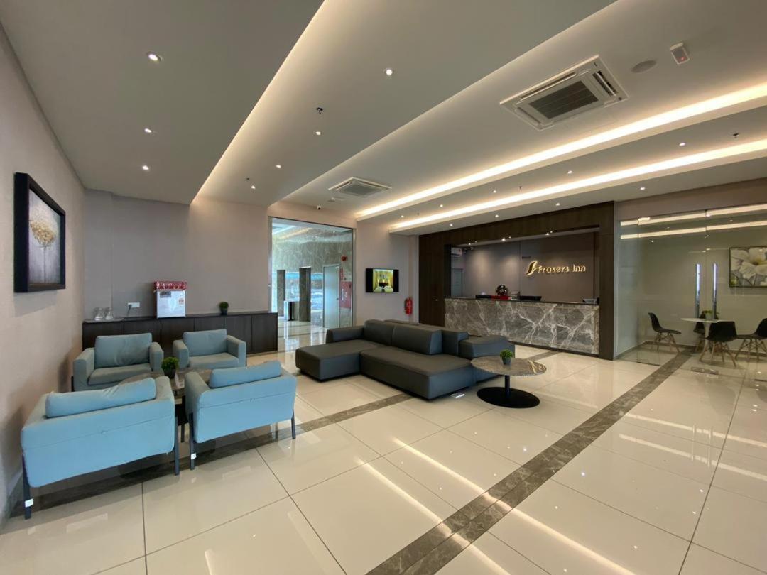 Frazel Inn Hotel Паріт-Бунтар Екстер'єр фото